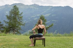 11 Bharadvajasana